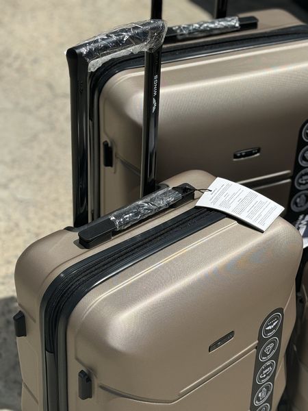 Комплект дорожных чемоданов Wings 148 (mini, S, M, L), цвет: Шампань, поликарбонат, арт. Wings ПК 148 (шам) All Wings 148 (champagne) All фото