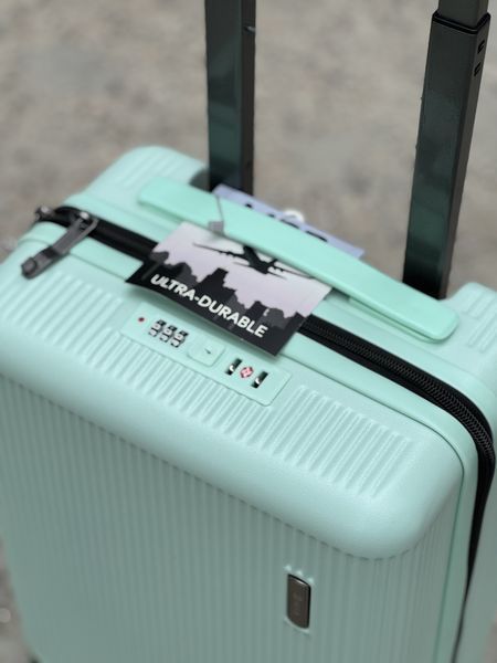 Лоукост Ударостійка 40/30/20 см пластикова Валіза дорожня XS на колесах ручна поклажа 24 L KeN Lowcost mint фото